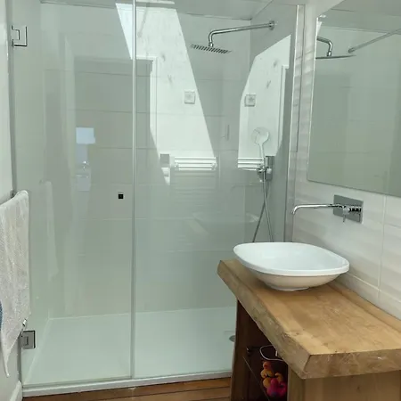 7 Avec Ponton Privatif Villa