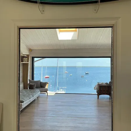 Villa 7 Avec Ponton Privatif *