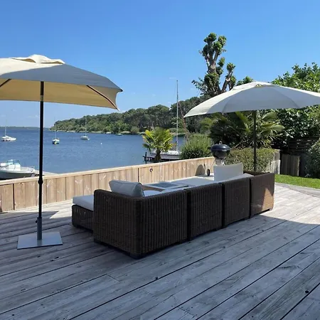 7 Avec Ponton Privatif Villa